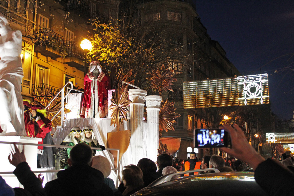 como es la cabalgata de los reyes magos en san sebastian donostia, recorrido de la cabalgata de san sebastian